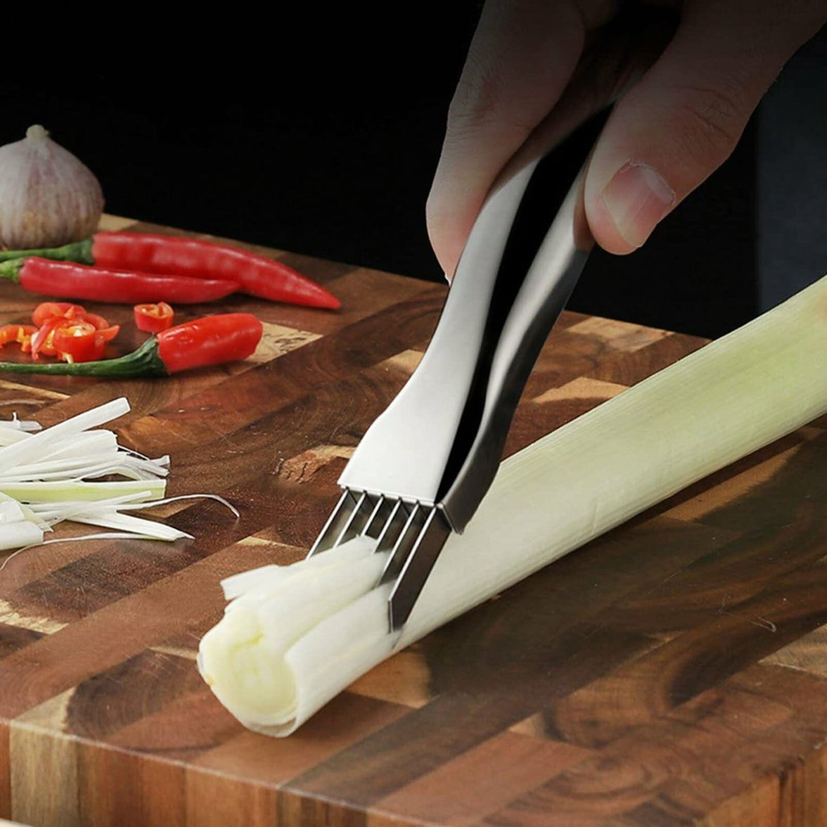 Stainless Steel Scallion & Vegetable Shredder